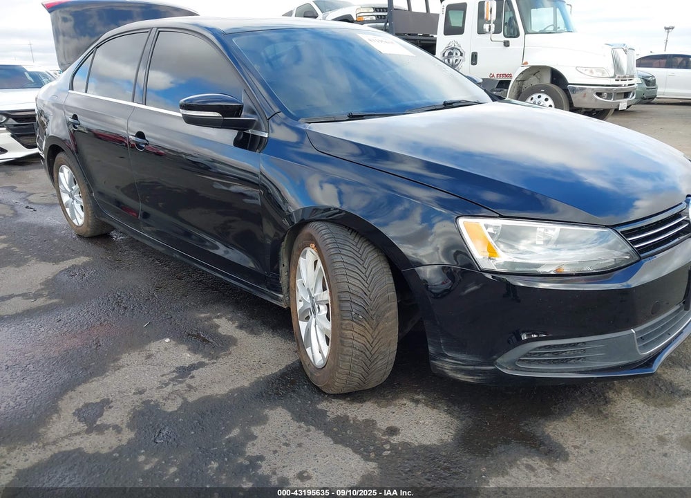 2014 VOLKSWAGEN JETTA VIN: 3VWD17AJ2EM327967