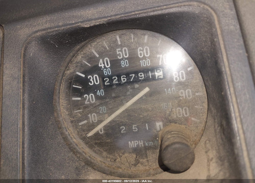 1991 JEEP WRANGLER / YJ VIN: 2J4FY29S8MJ116926
