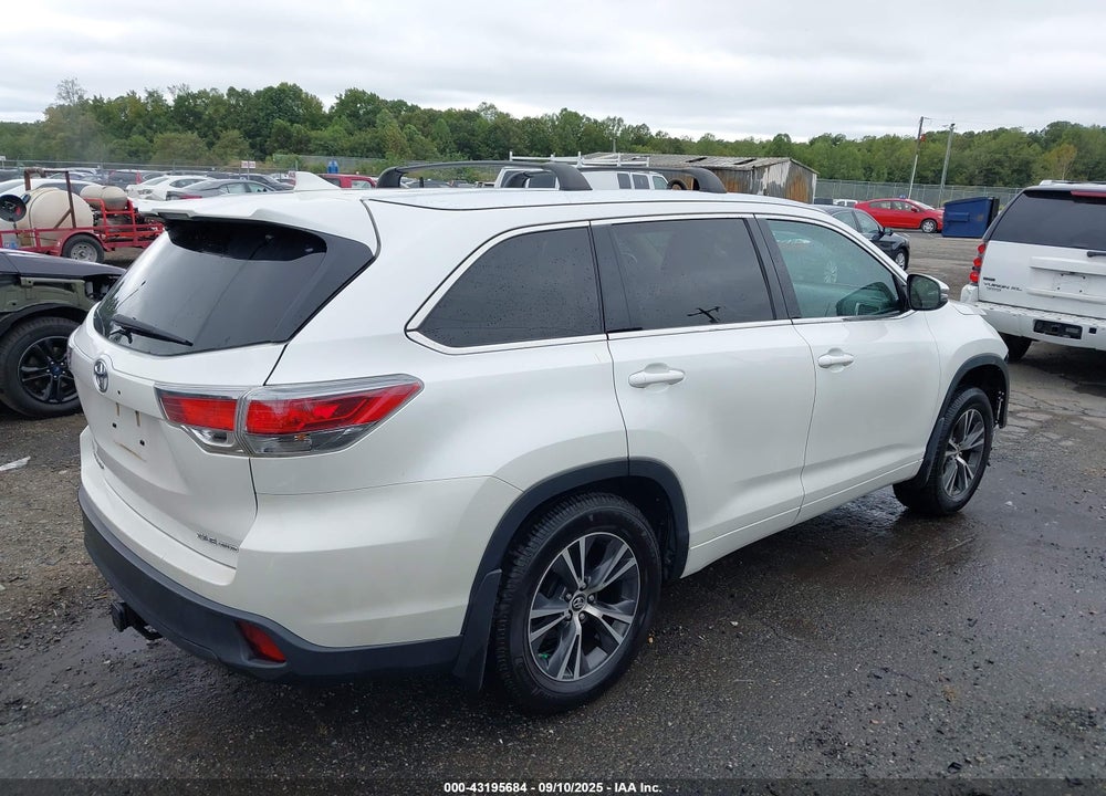 2016 TOYOTA HIGHLANDER XLE V6 VIN: 5TDJKRFH3GS306889