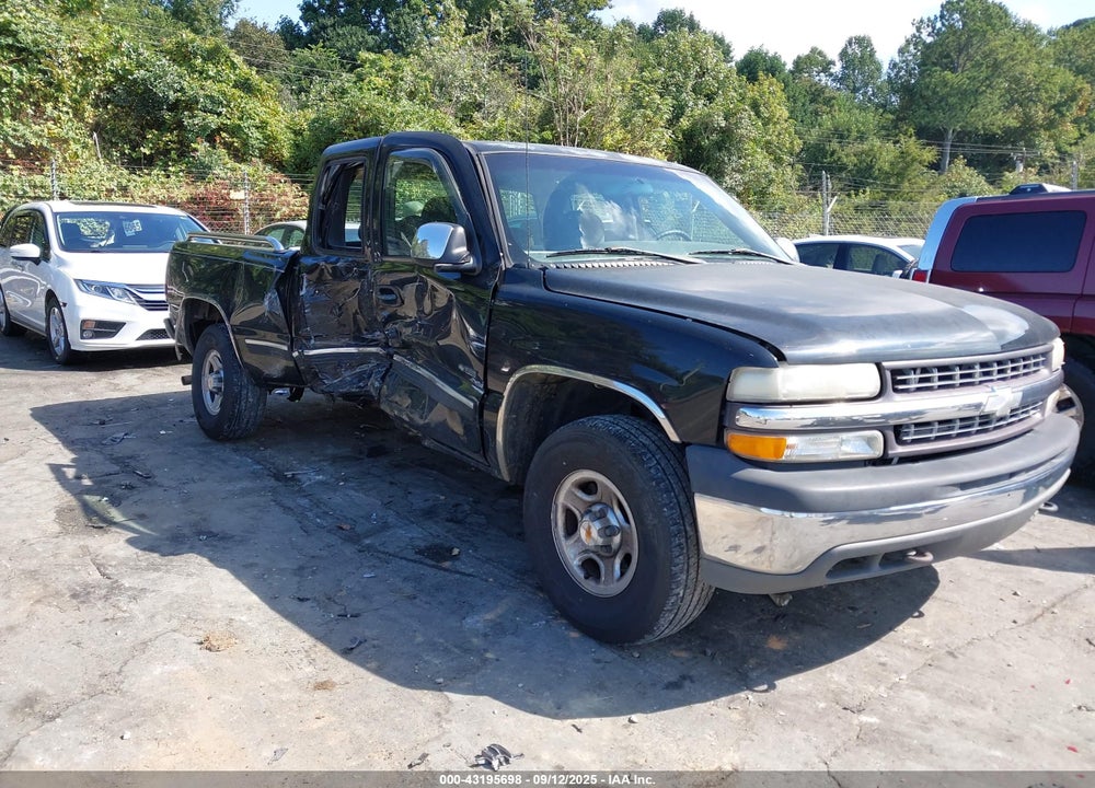 2002 CHEVROLET SILVERADO 1500 LS VIN: 1GCEK19V02E184883