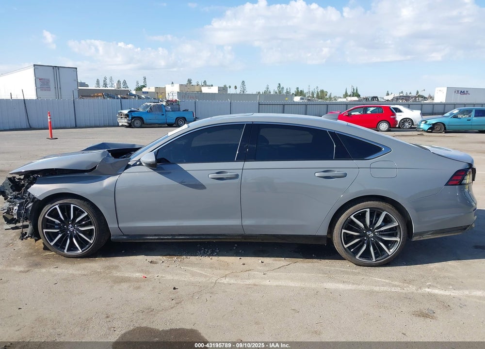 2025 HONDA ACCORD HYBRID TOURING VIN: 1HGCY2F89SA037237