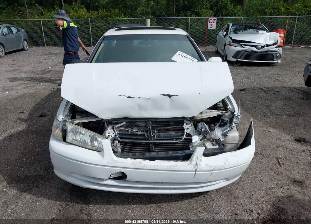 2001 TOYOTA CAMRY LE V6 VIN: JT2BF22K210334686