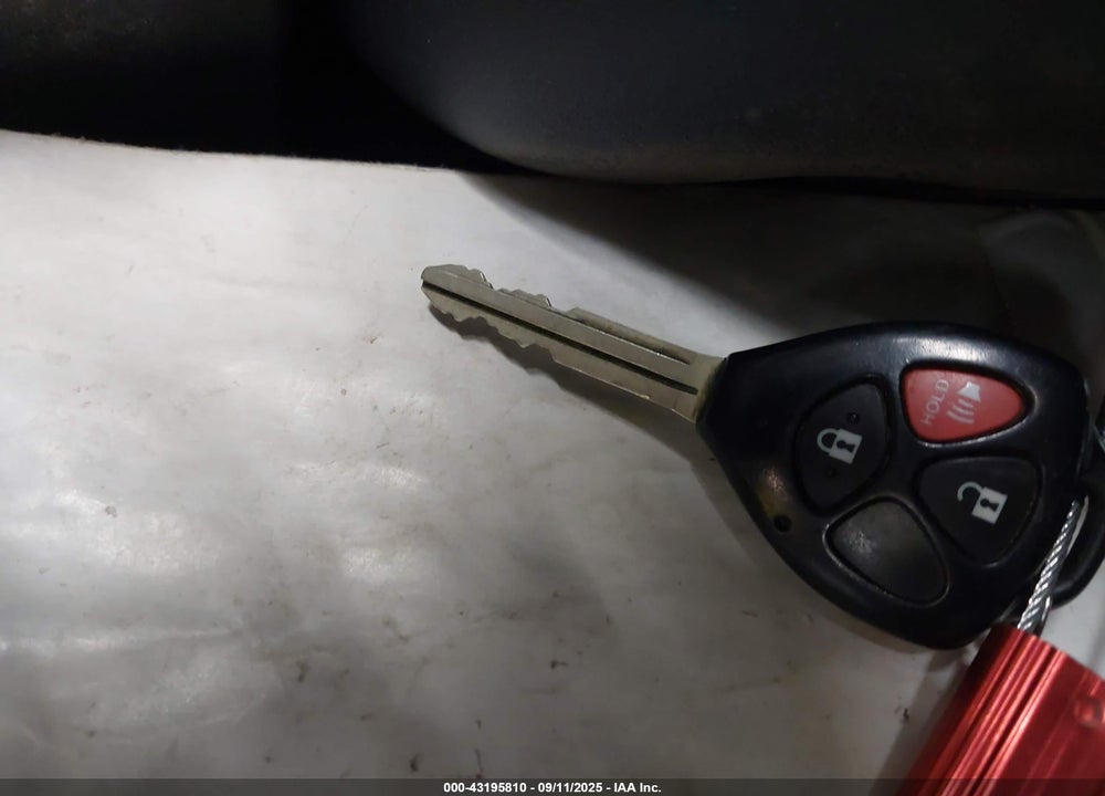 2009 SCION XB VIN: JTLKE50E591086002