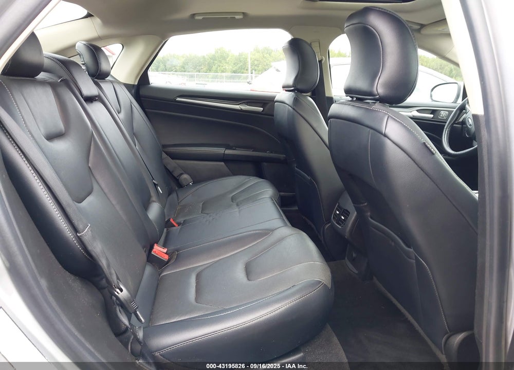 2019 FORD FUSION VIN: 3FA6P0D98KR225791