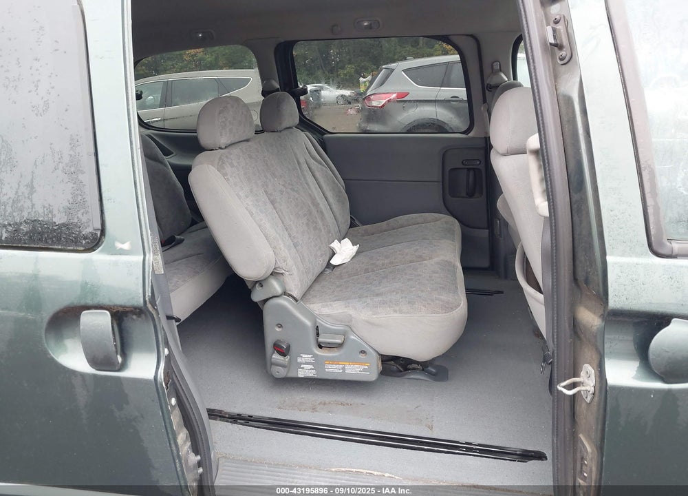 2002 NISSAN QUEST GXE VIN: 4N2ZN15T42D819118