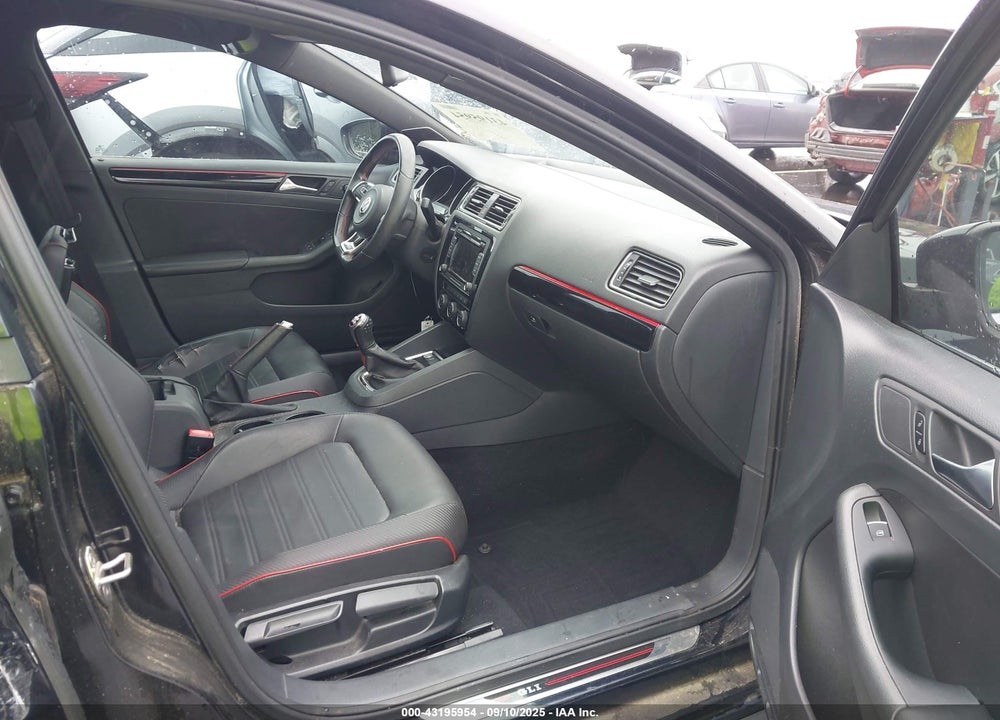 2015 VOLKSWAGEN JETTA 2.0T GLI SE VIN: 3VW5T7AJ1FM334473