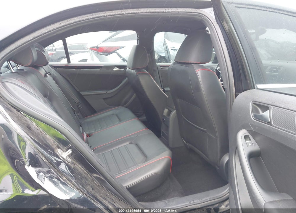 2015 VOLKSWAGEN JETTA 2.0T GLI SE VIN: 3VW5T7AJ1FM334473