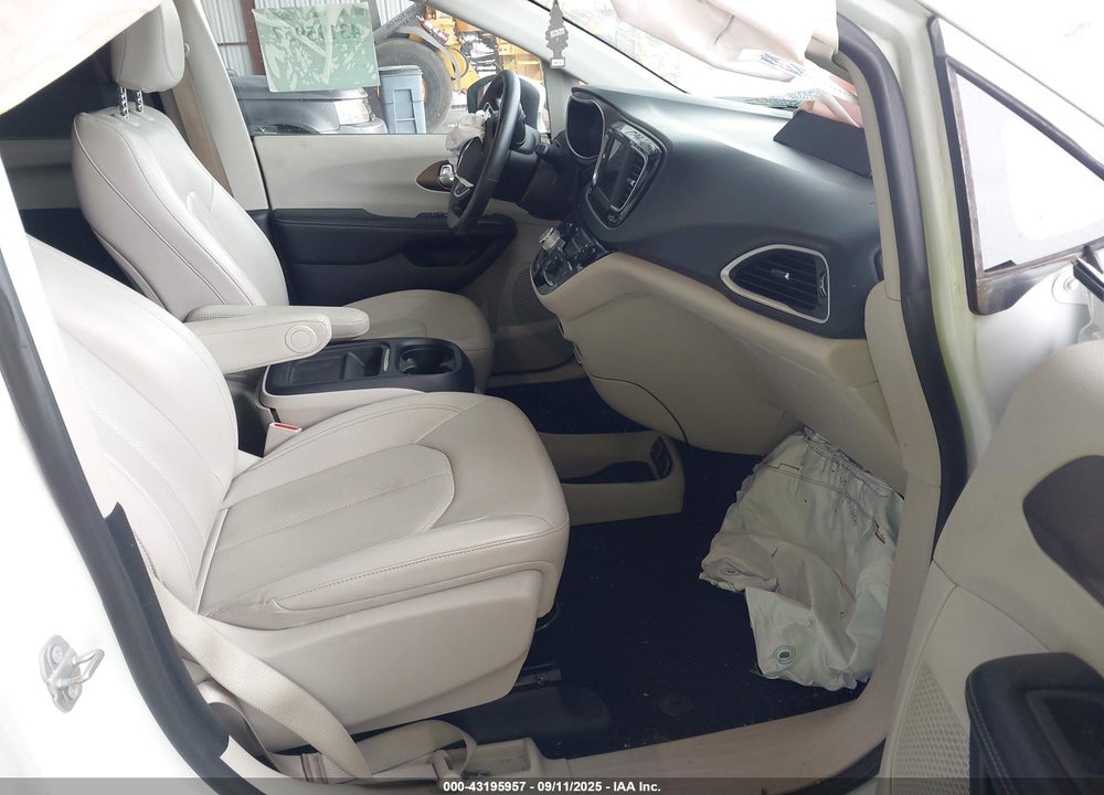 2021 CHRYSLER VOYAGER LXI VIN: 2C4RC1DG1MR524216