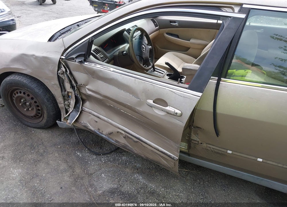 2005 HONDA ACCORD 2.4 LX VIN: 1HGCM56445A047883