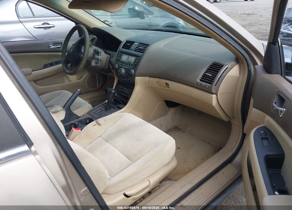 2005 HONDA ACCORD 2.4 LX VIN: 1HGCM56445A047883