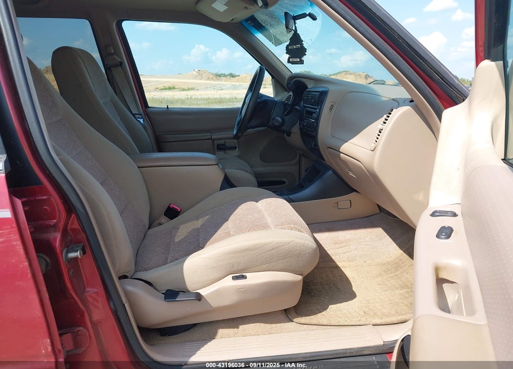 1998 FORD EXPLORER EDDIE BAUER/LIMITED/XL/XLT VIN: 1FMZU32E8WUD22811