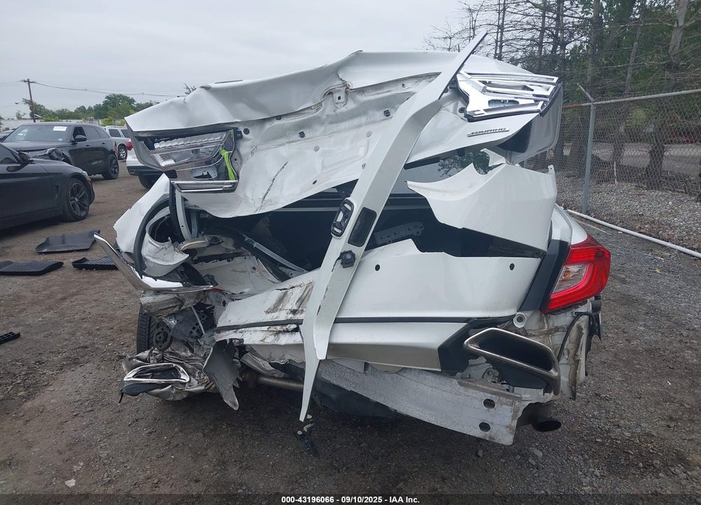 2018 HONDA ACCORD TOURING VIN: 1HGCV1F95JA029730
