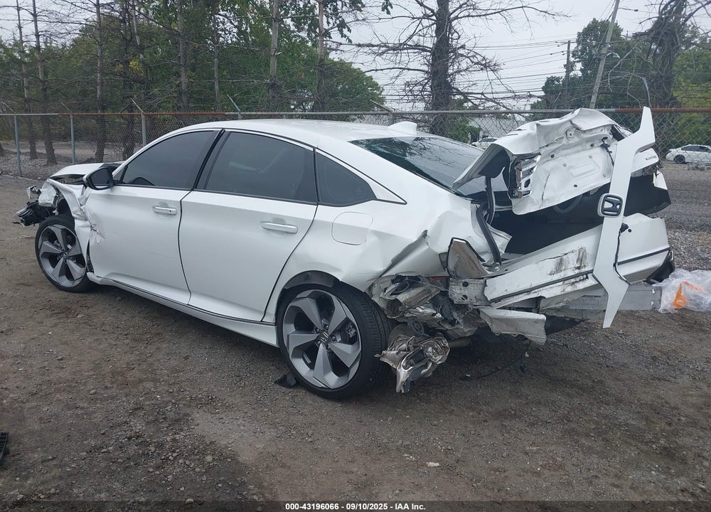 2018 HONDA ACCORD TOURING VIN: 1HGCV1F95JA029730