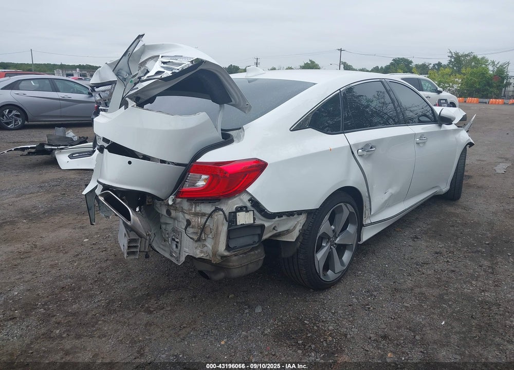 2018 HONDA ACCORD TOURING VIN: 1HGCV1F95JA029730