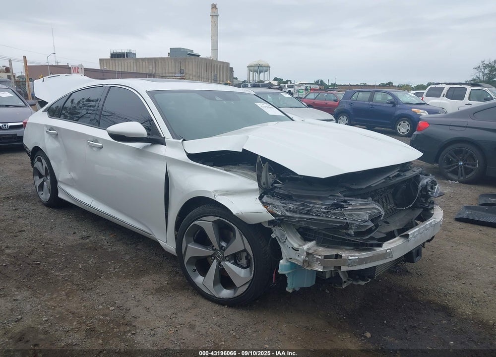 2018 HONDA ACCORD TOURING VIN: 1HGCV1F95JA029730