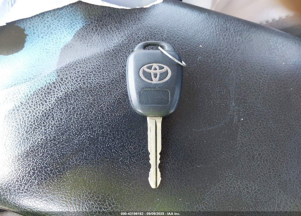 2012 TOYOTA CAMRY VIN: 4T1BF1FKXCU057627