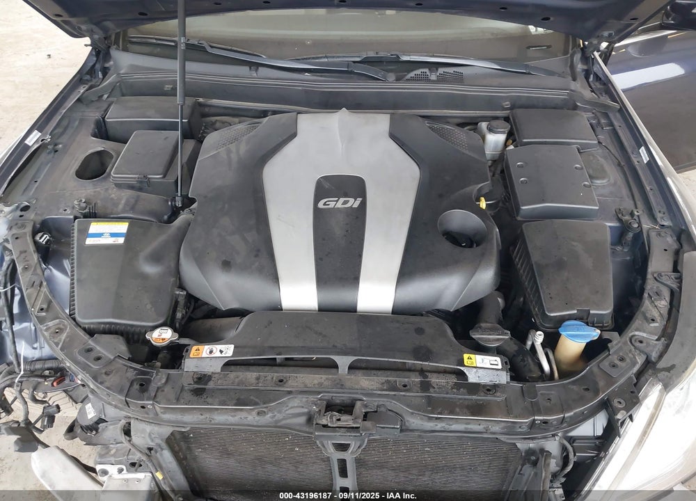 2012 HYUNDAI GENESIS VIN: KMHGC4DD0CU154923