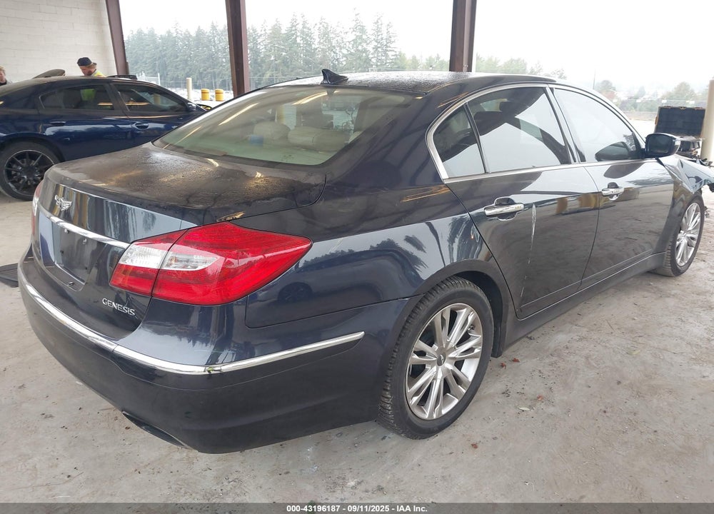 2012 HYUNDAI GENESIS VIN: KMHGC4DD0CU154923