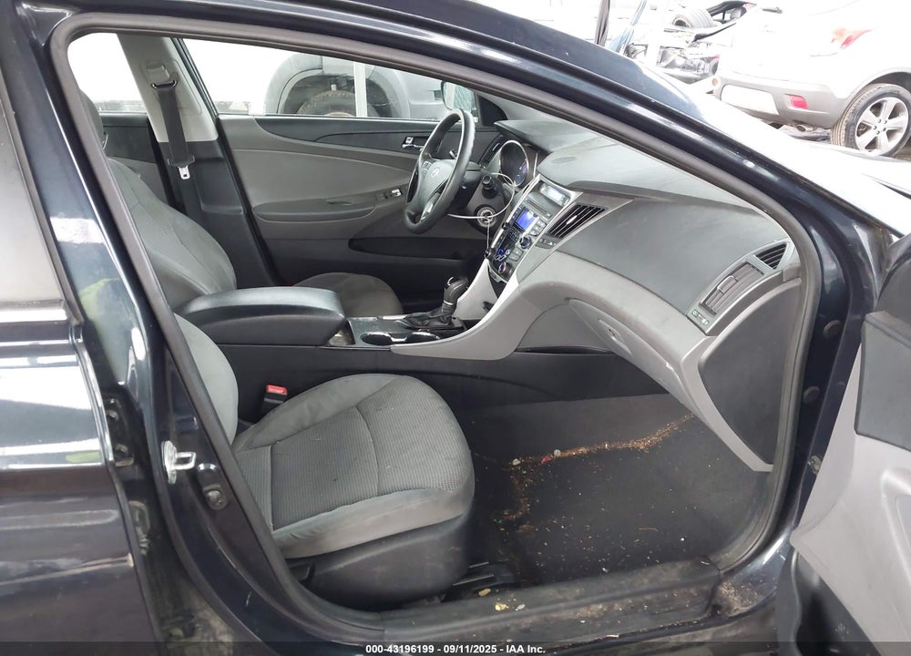 2012 HYUNDAI SONATA VIN: 5NPEB4AC6CH472789