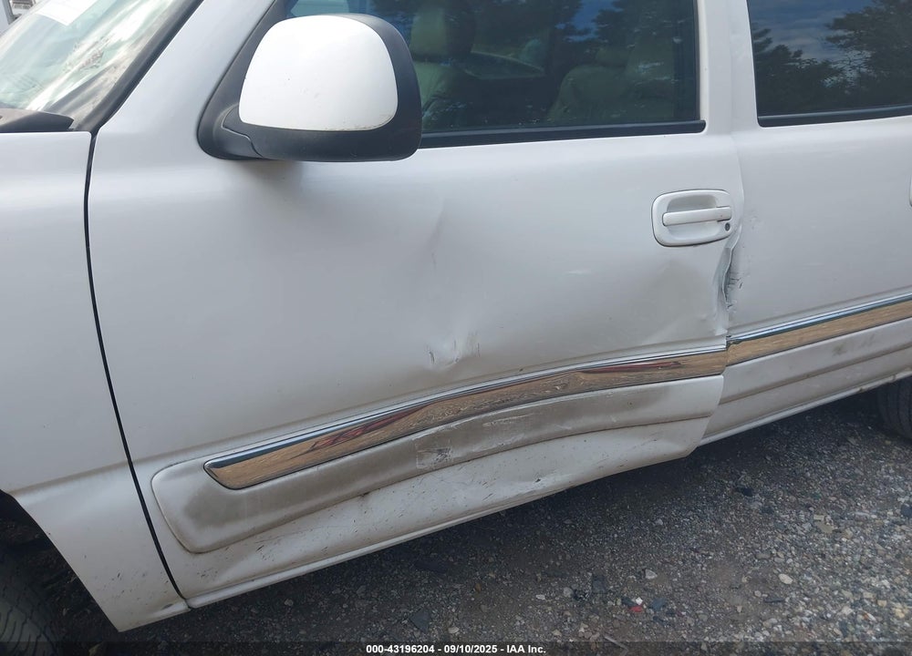 2002 GMC YUKON XL 1500 SLT VIN: 3GKEC16T22G343657