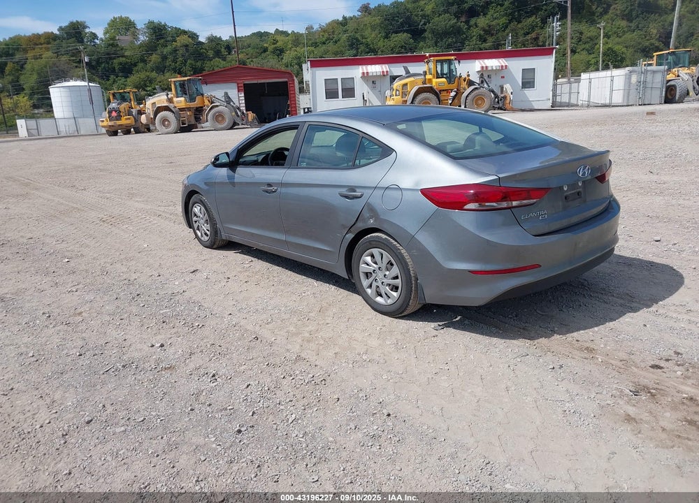 2018 HYUNDAI ELANTRA SE VIN: KMHD74LF1JU589523