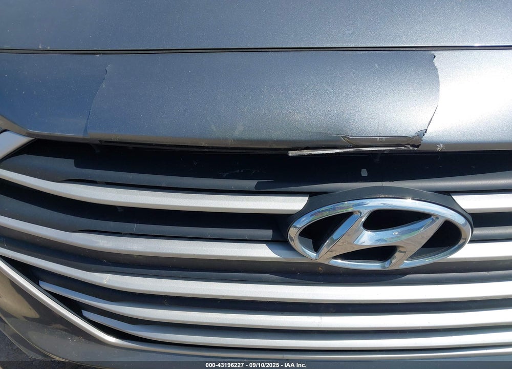 2018 HYUNDAI ELANTRA SE VIN: KMHD74LF1JU589523