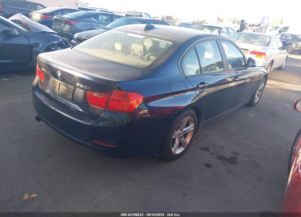 2013 BMW 320I XDRIVE VIN: WBA3C3C51DF983123