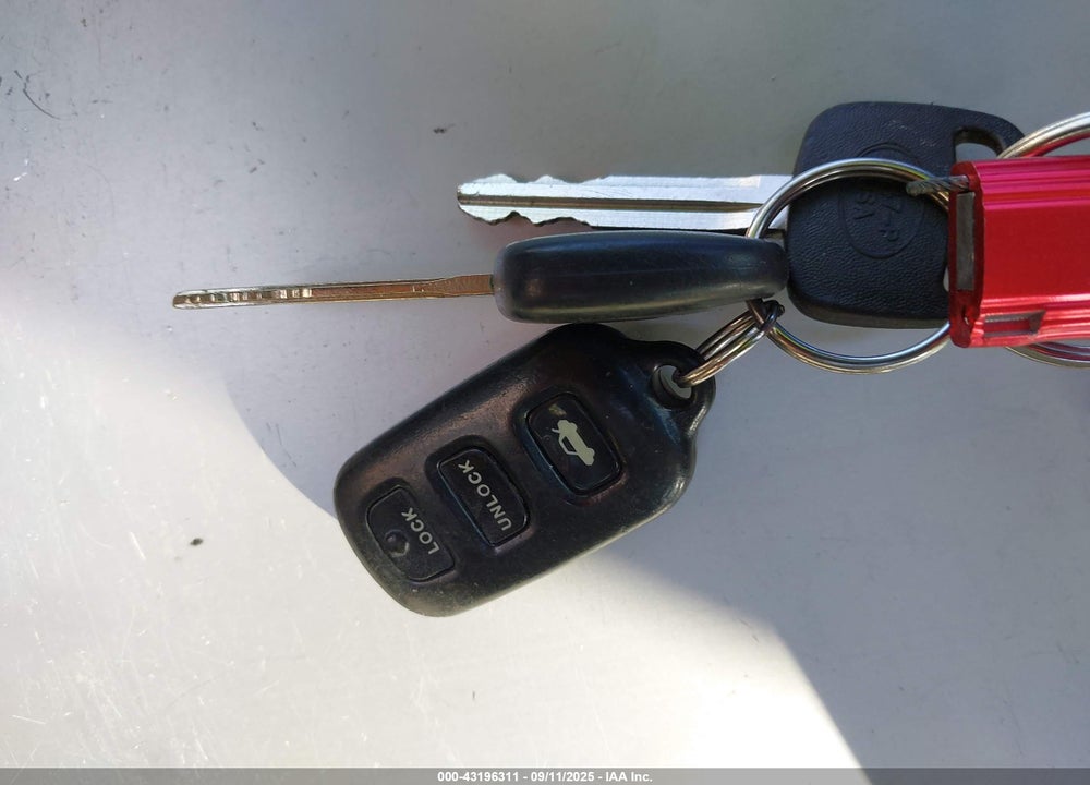 2002 TOYOTA CAMRY LE V6 VIN: 4T1BF30K72U023566