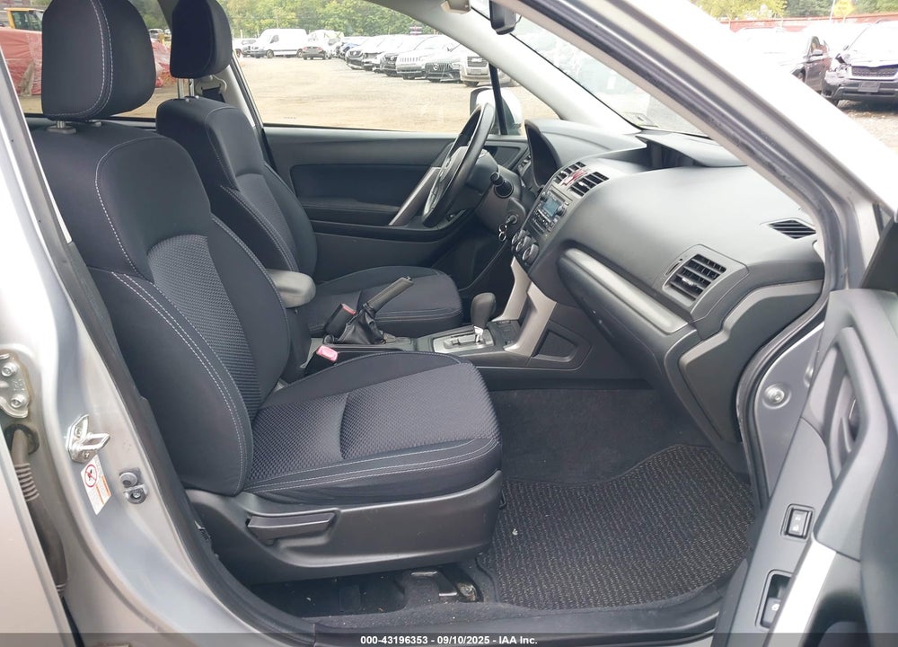 2015 SUBARU FORESTER VIN: JF2SJADC1FH527976