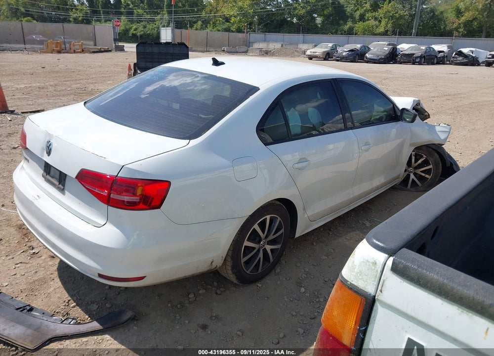 2015 VOLKSWAGEN JETTA VIN: 3VW2K7AJXFM241957