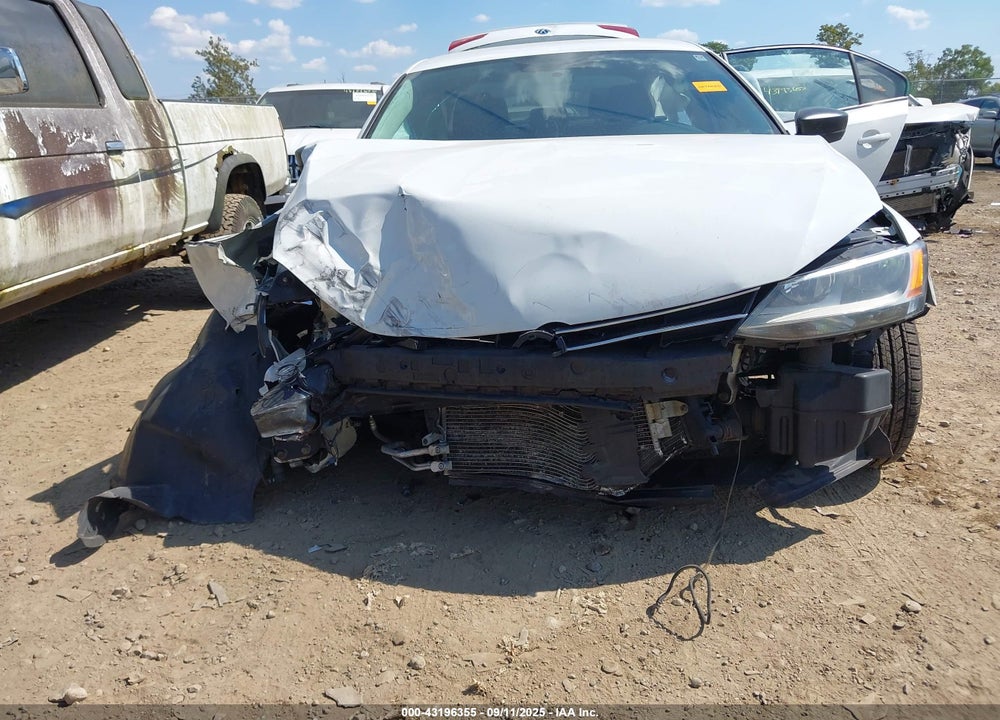 2015 VOLKSWAGEN JETTA VIN: 3VW2K7AJXFM241957