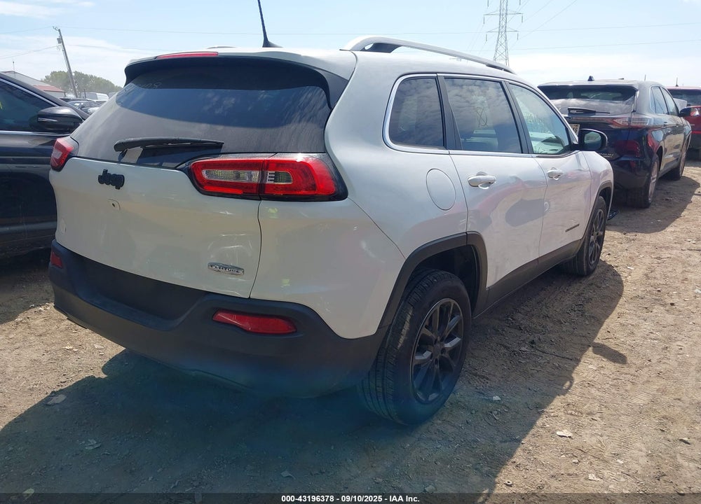 2016 JEEP CHEROKEE VIN: 1C4PJLCB4GW312128