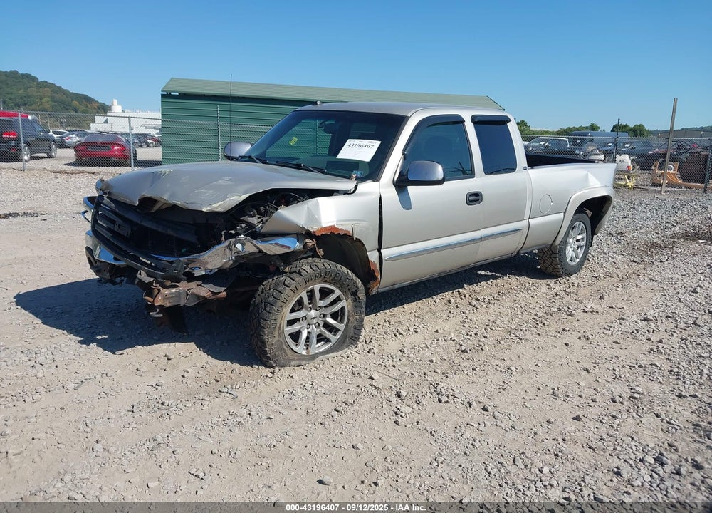 2005 GMC SIERRA 1500 SLE VIN: 2GTEK19B351344136