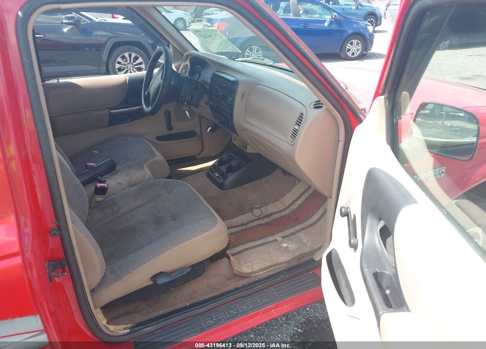 2000 FORD RANGER XL/XLT VIN: 1FTYR14V1YTA36861