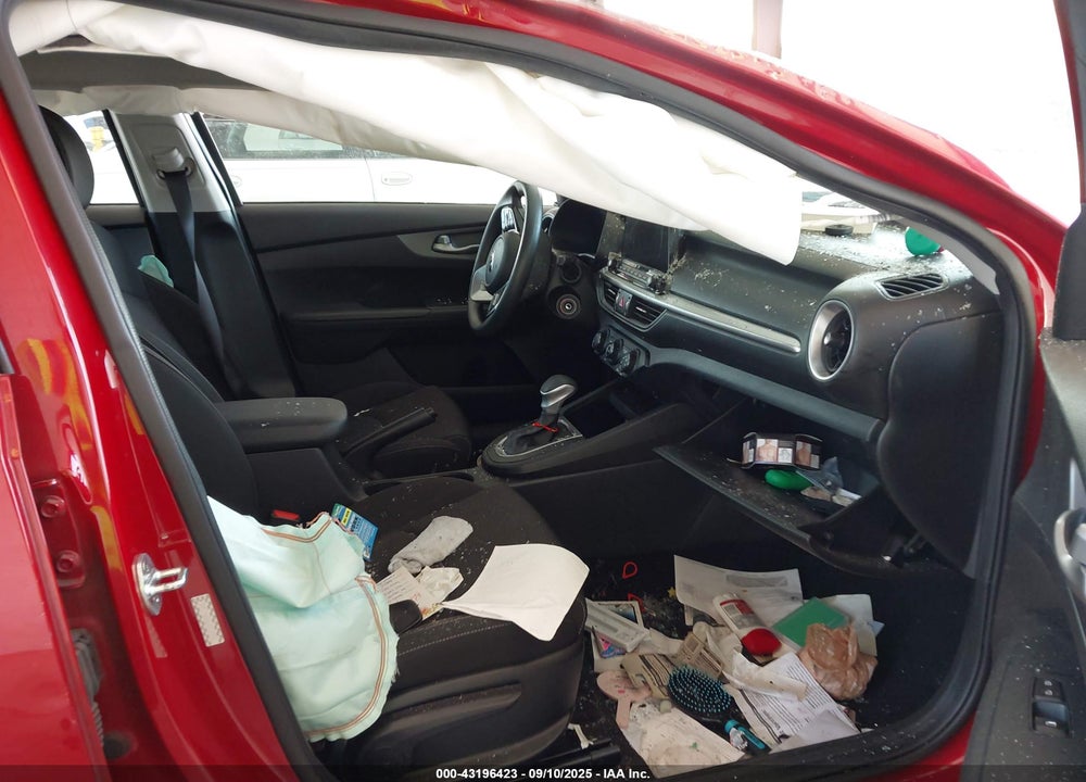 2020 KIA FORTE VIN: 3KPF24AD4LE213705