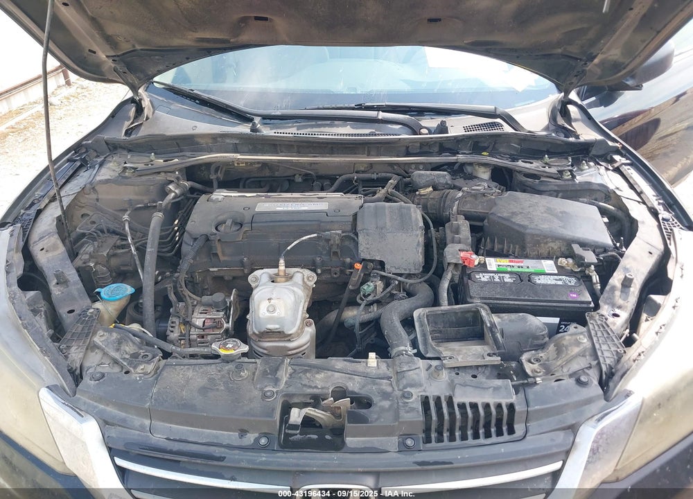 2015 HONDA ACCORD EX-L VIN: 1HGCR2F81FA194439