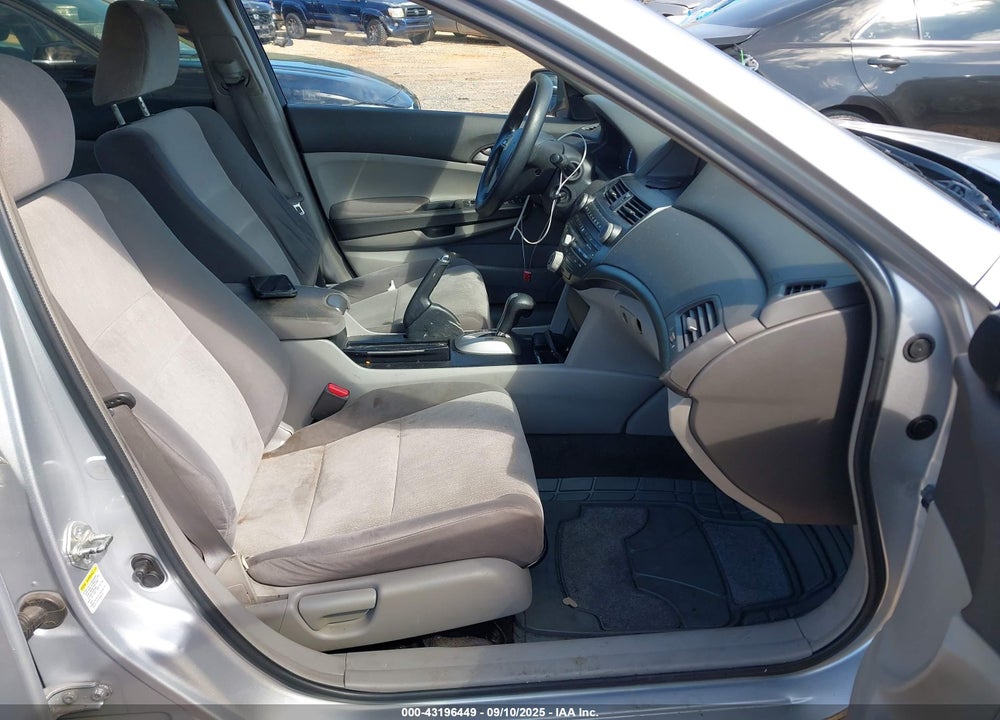 2008 HONDA ACCORD VIN: 1HGCP26468A058751