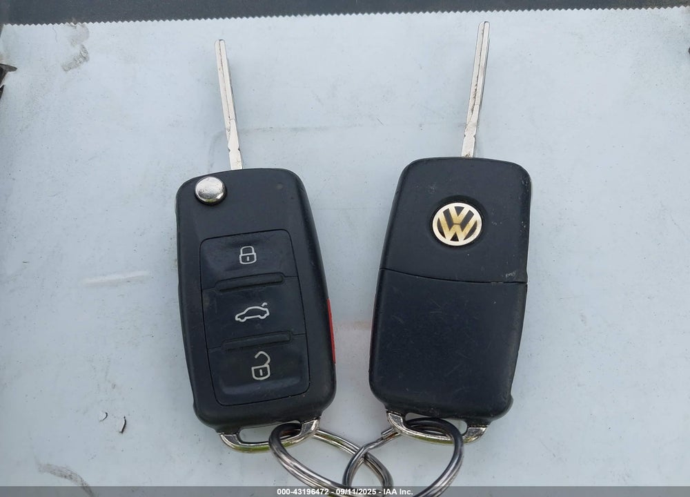 2015 VOLKSWAGEN JETTA 2.0L S VIN: 3VW2K7AJ4FM203897