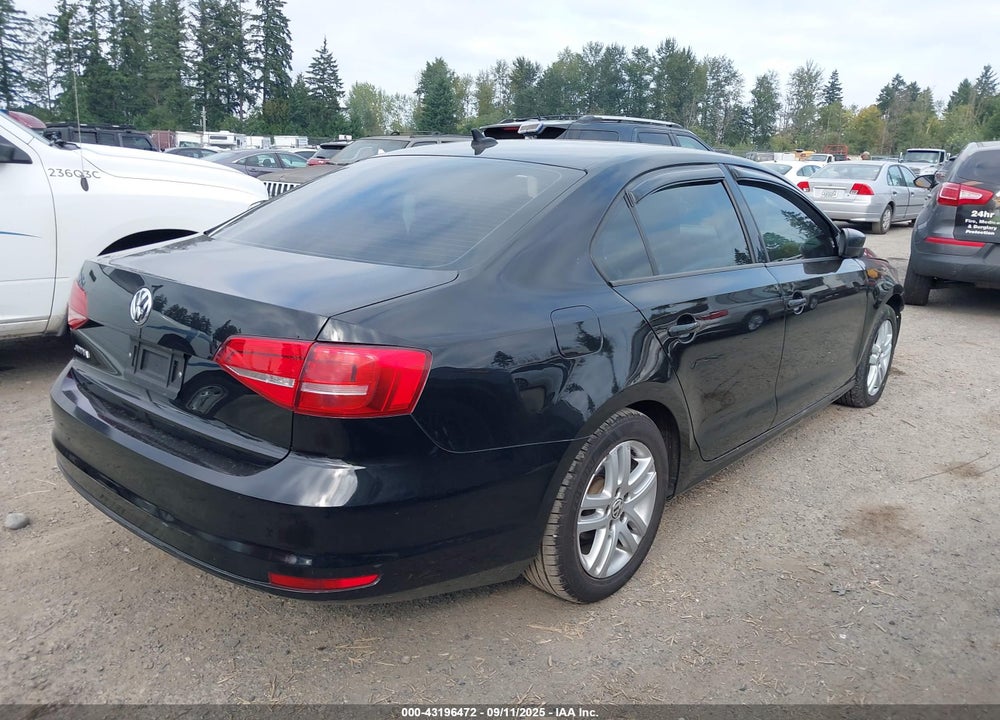 2015 VOLKSWAGEN JETTA 2.0L S VIN: 3VW2K7AJ4FM203897