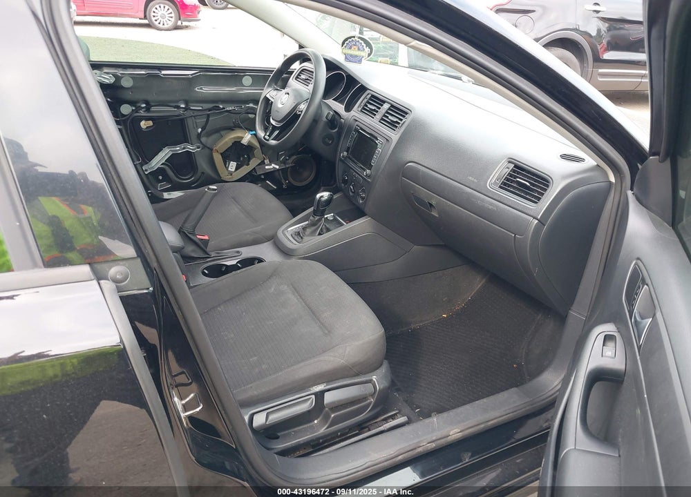 2015 VOLKSWAGEN JETTA 2.0L S VIN: 3VW2K7AJ4FM203897