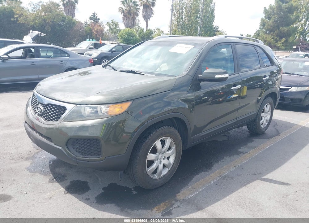 2011 KIA SORENTO LX V6 VIN: 5XYKT4A25BG114936