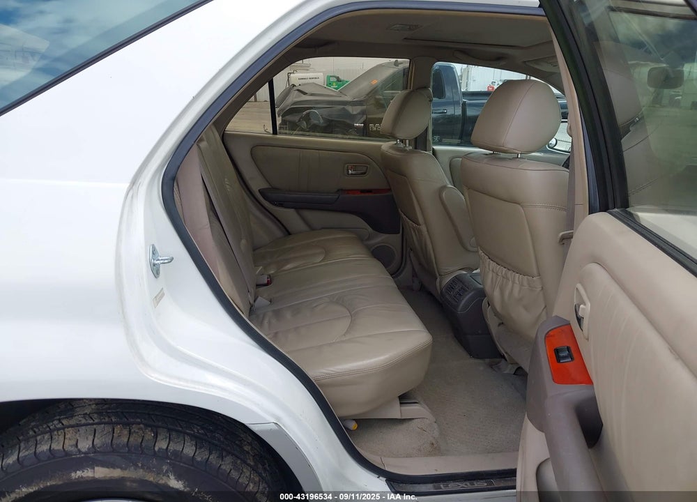 2001 LEXUS RX 300 VIN: JTJGF10U210118927