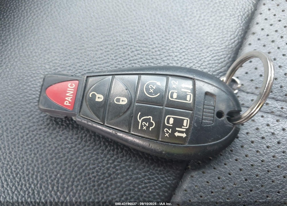 2014 DODGE GRAND CARAVAN R/T VIN: 2C4RDGEG0ER184959