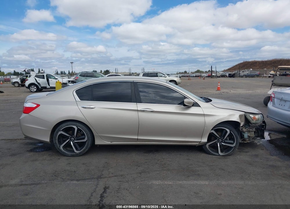 2015 HONDA ACCORD VIN: 1HGCR2F39FA043823