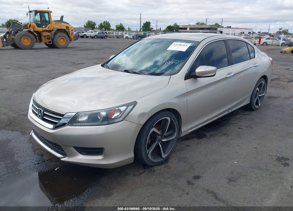 2015 HONDA ACCORD VIN: 1HGCR2F39FA043823