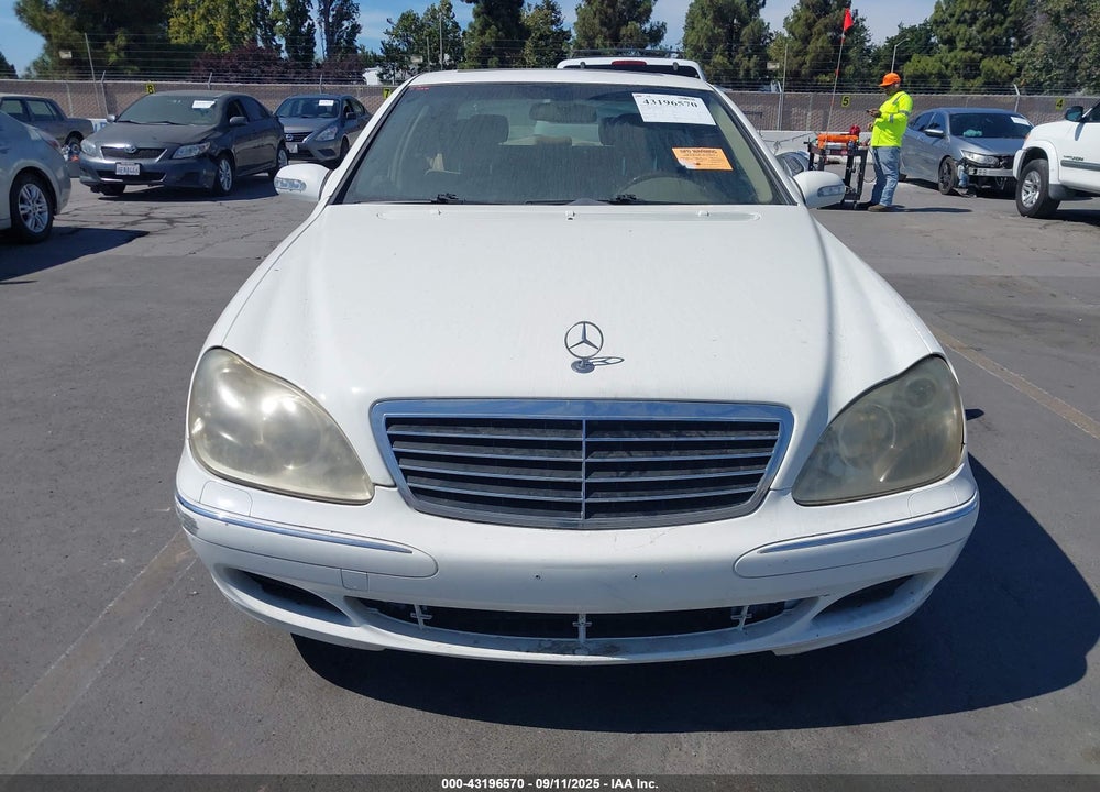 2005 MERCEDES-BENZ S 500 VIN: WDBNG75J95A443419