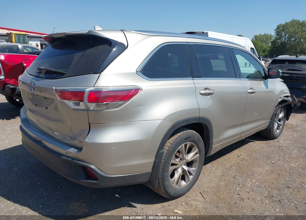 2015 TOYOTA HIGHLANDER VIN: 5TDJKRFH9FS099505