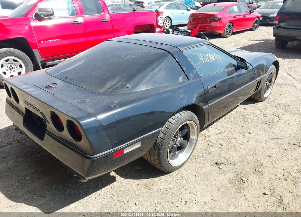1985 CHEVROLET CORVETTE VIN: 1G1YY078XF5130587