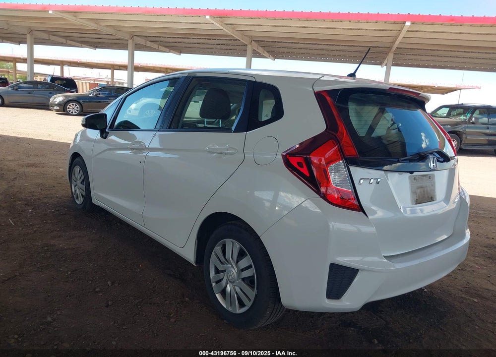 2015 HONDA FIT VIN: 3HGGK5H50FM721058