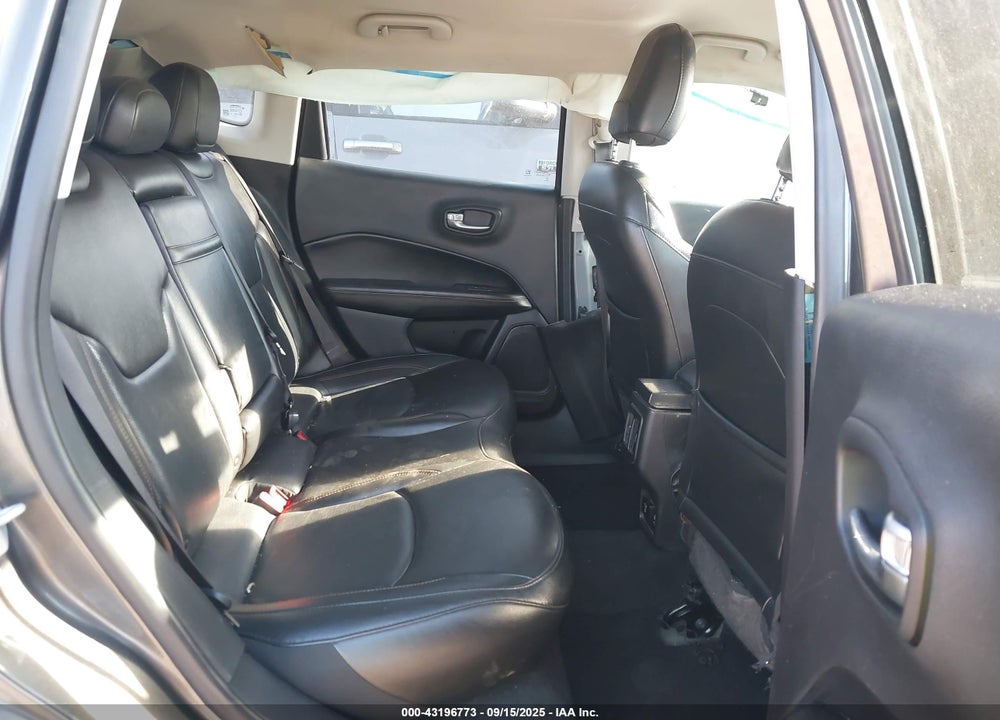 2019 JEEP COMPASS VIN: 3C4NJDCB4KT753348